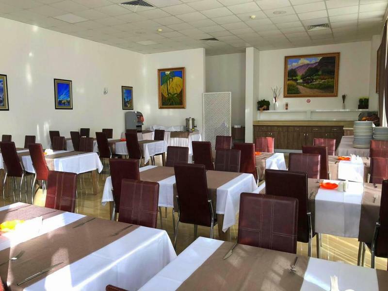 Park Palace Hotel Kyrenia  Ngoại thất bức ảnh